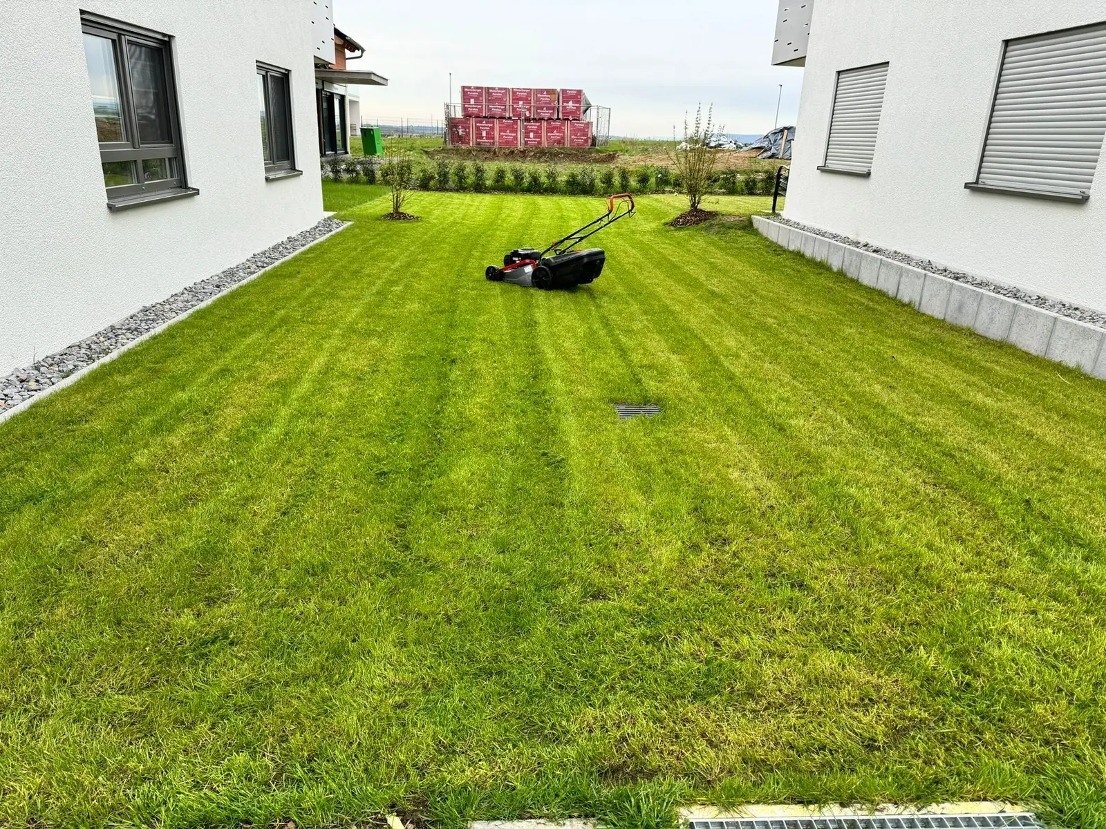 Rasenpflege - Gartenpflege im Raum Heilbronn von ALH Hausmeisterservice